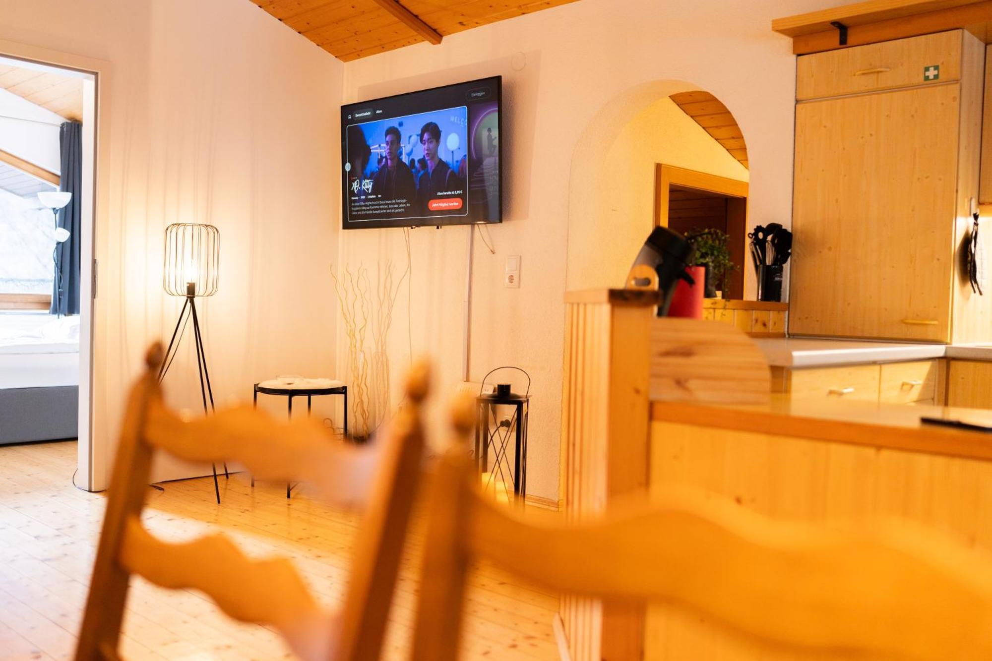 Homy Alpine Deluxe Chalet In St Anton Im Montafon Sankt Anton im Montafon Luaran gambar