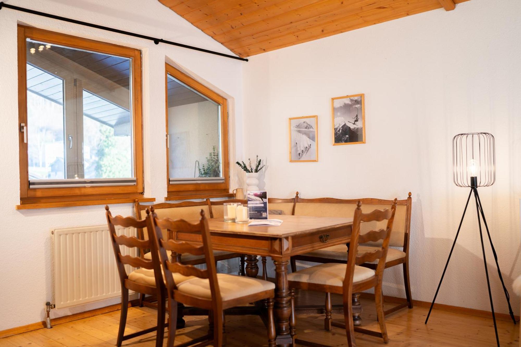Homy Alpine Deluxe Chalet In St Anton Im Montafon Sankt Anton im Montafon Luaran gambar